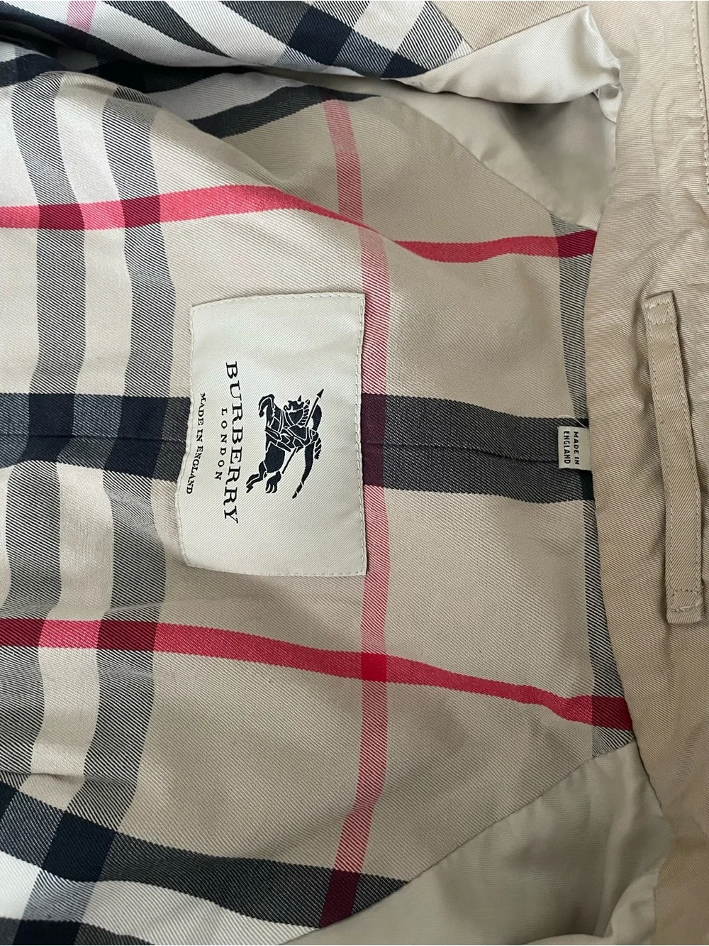 Burberry Beige Trench Coat - Picture 7 of 10
